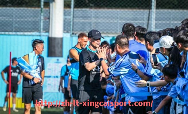 杏彩体育-意大利籍球员效力德甲球队名单与战绩分析