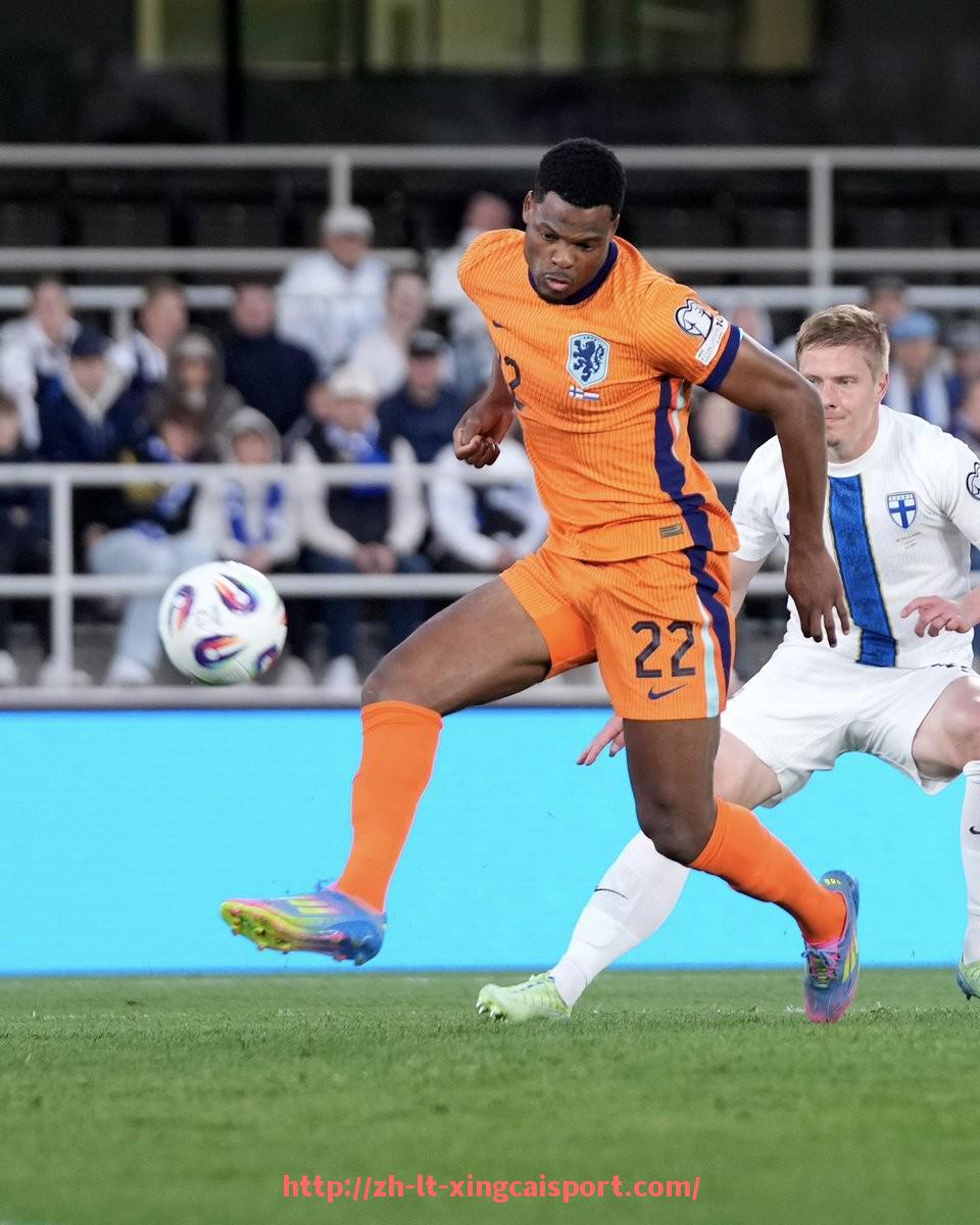 杏彩体育-法甲球员进攻统计全面汇编：射门、助攻与创造机会